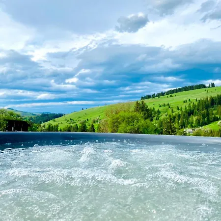 Eco Nad Karpatamy Hrobyshche