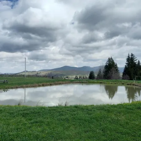 Eco Nad Karpatamy イン Hrobyshche